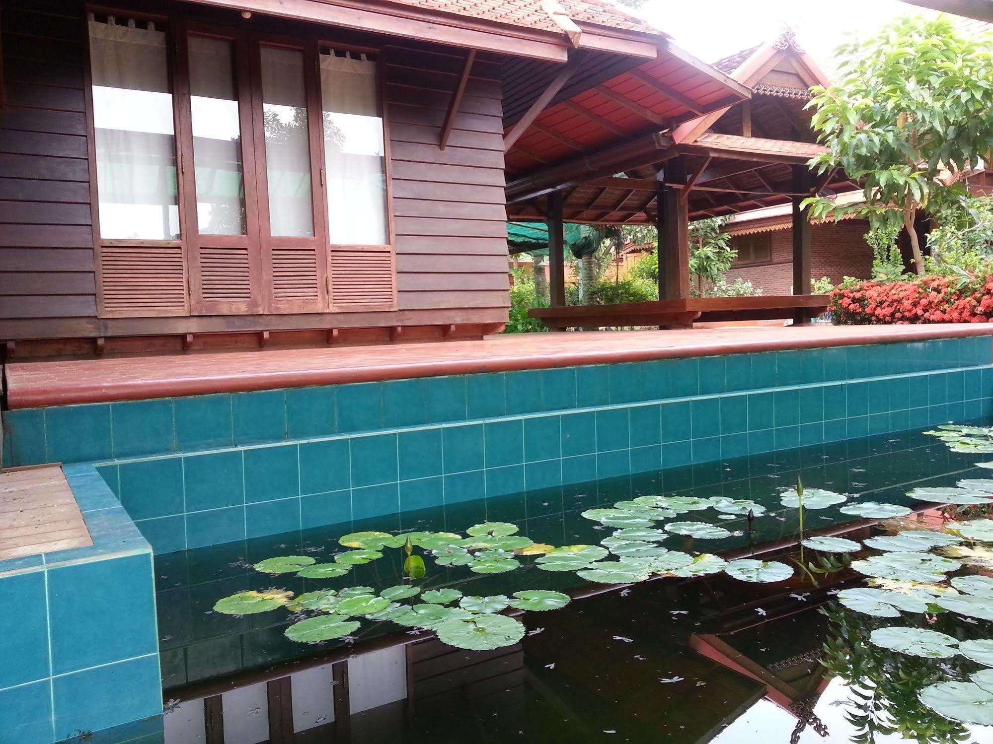 Rim Nam Kong Homestay Pak Chom Экстерьер фото