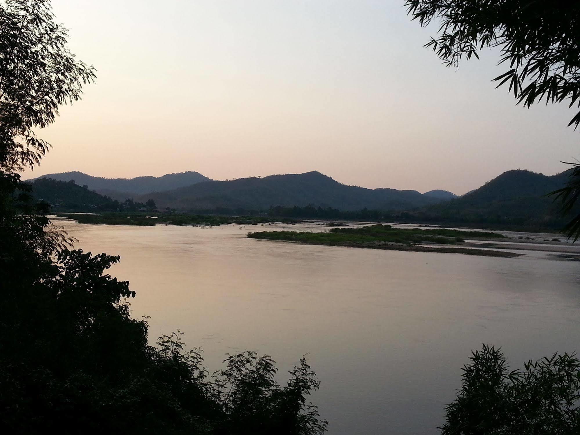 Rim Nam Kong Homestay Pak Chom Экстерьер фото