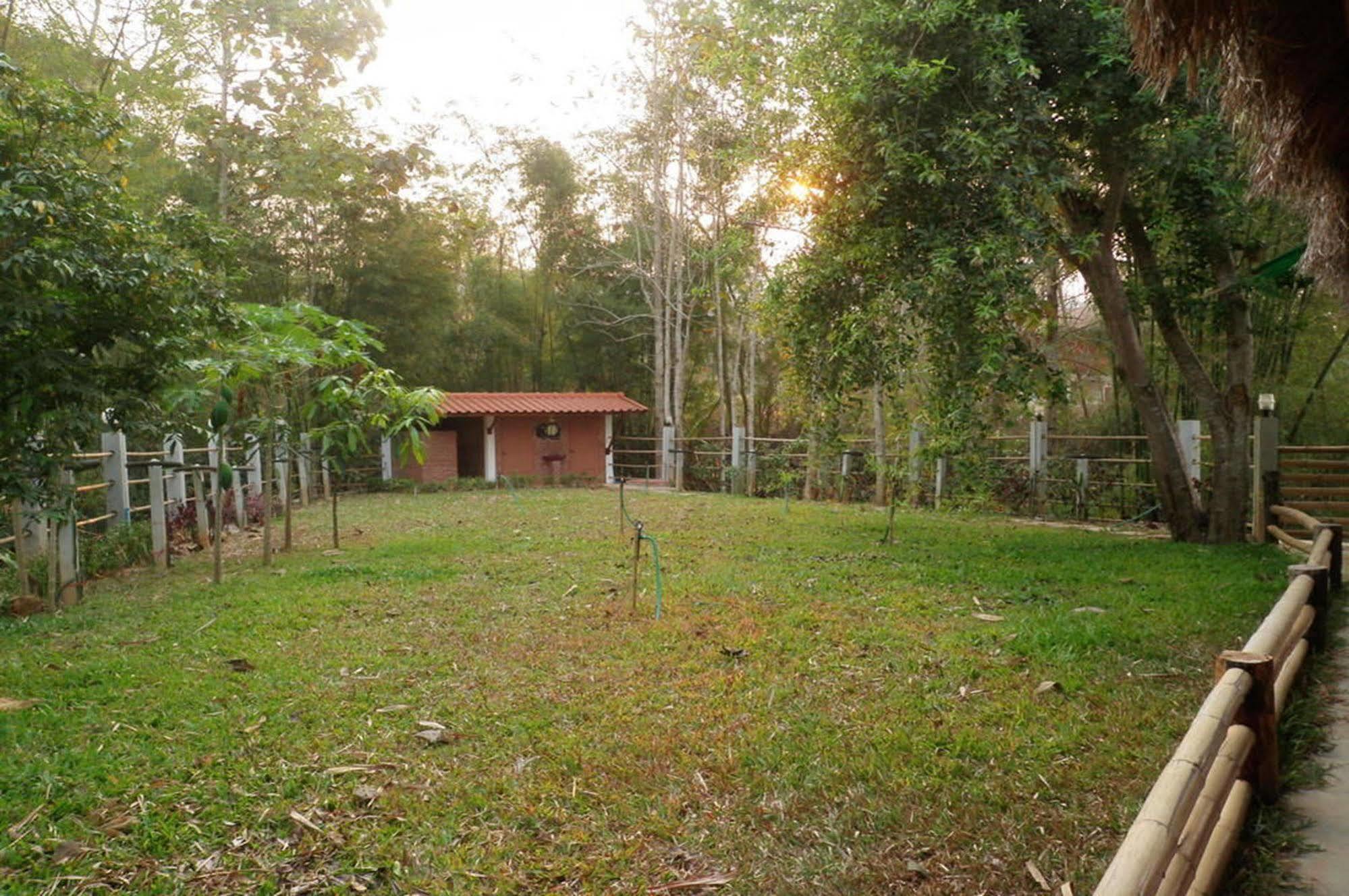 Rim Nam Kong Homestay Pak Chom Экстерьер фото