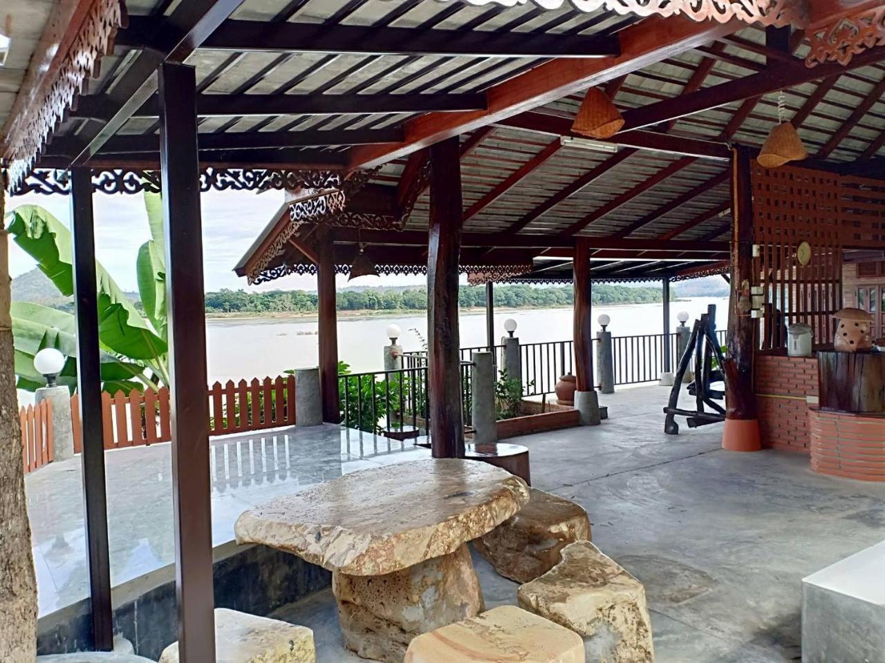 Rim Nam Kong Homestay Pak Chom Экстерьер фото
